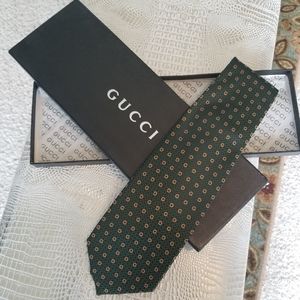 Men's Gucci Green Silk Tie with Storage Box